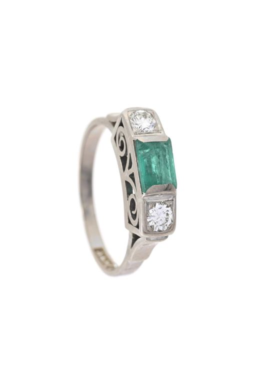 18k Gold Emerald and Diamond Ring