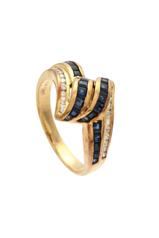 18k Gold Sapphire and Diamond Ring