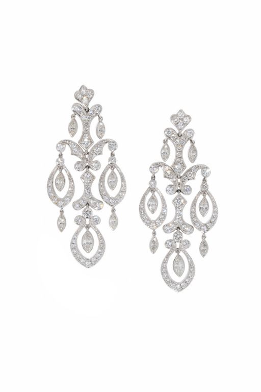18k White Gold Diamond Pendant Earrings