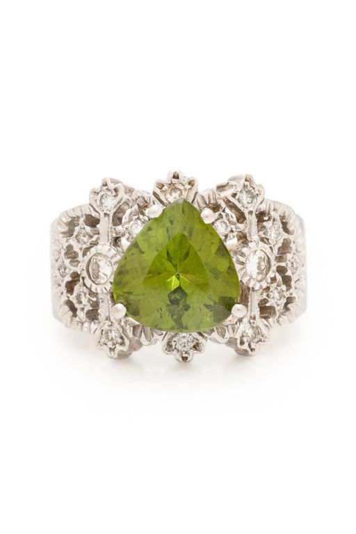 14k White Gold Peridot and Diamond Ring