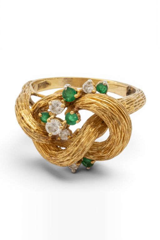 18k Gold Emerald and Diamond Ring