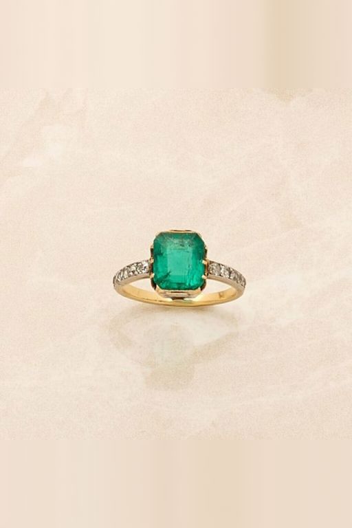 18k Gold Emerald and Diamond Ring