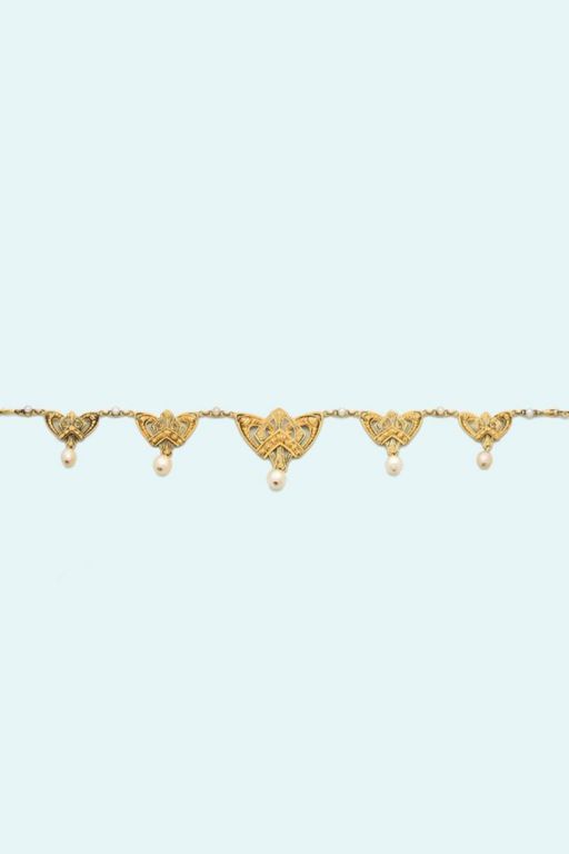 18k Gold Pearl Necklace