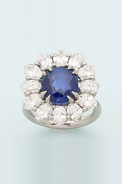 18k Gold Sapphire and Diamond Ring