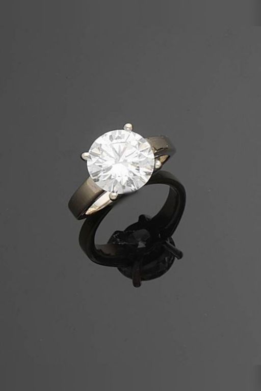 18k Gold Diamond Ring