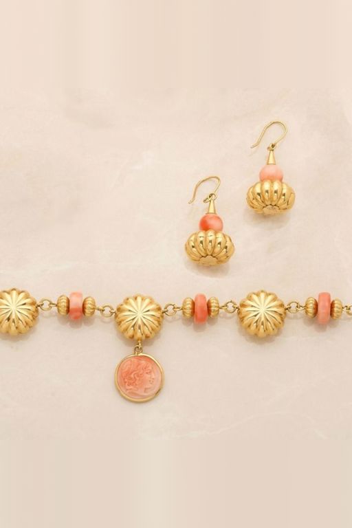 18k Gold Coral Jewelry Set