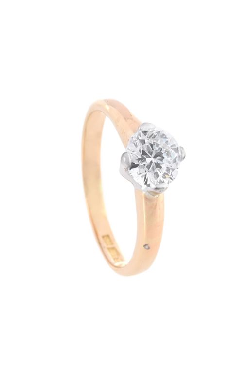 18k Gold Diamond Solitaire Ring