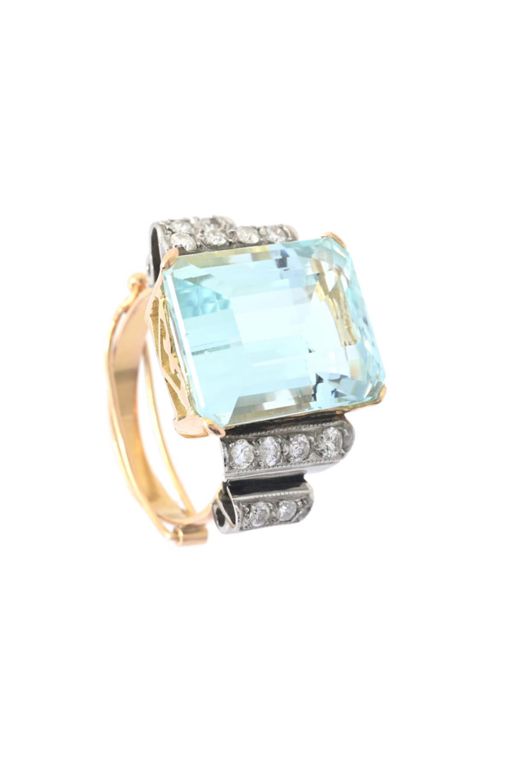 18k Gold Aquamarine and Diamond Ring