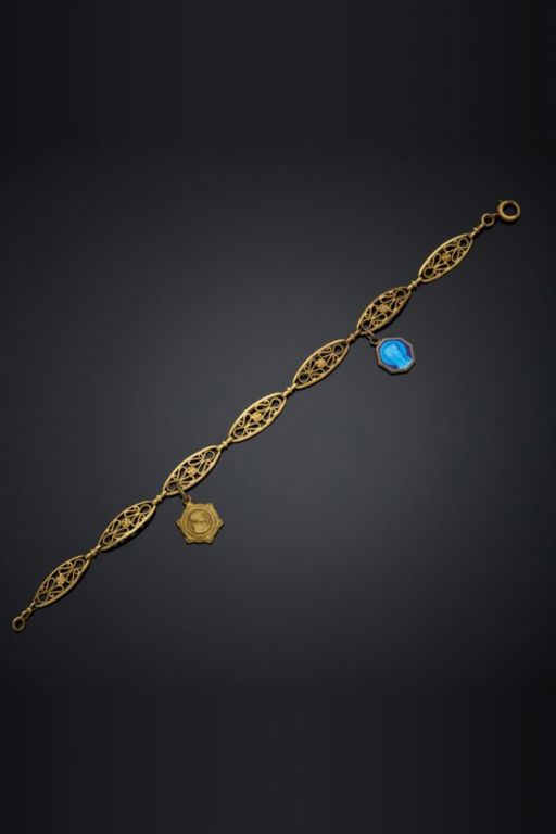 18k Gold Link Bracelet