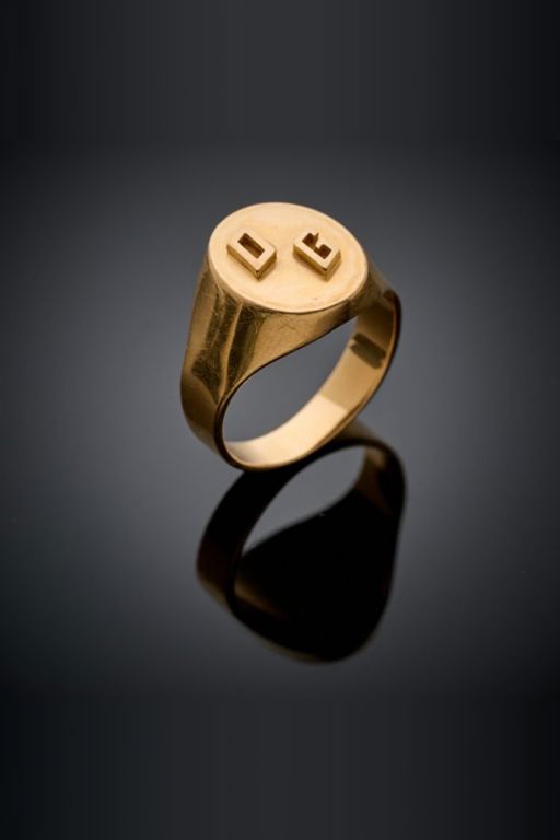 18k Gold Signet Ring