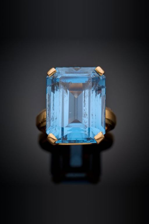 18k Gold Spinel Ring