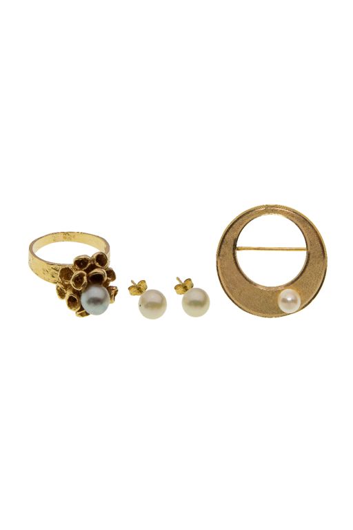 14k Gold Pearl Jewelry Set