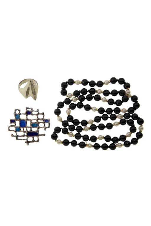 14k Gold Pearl and Onyx Jewelry Set
