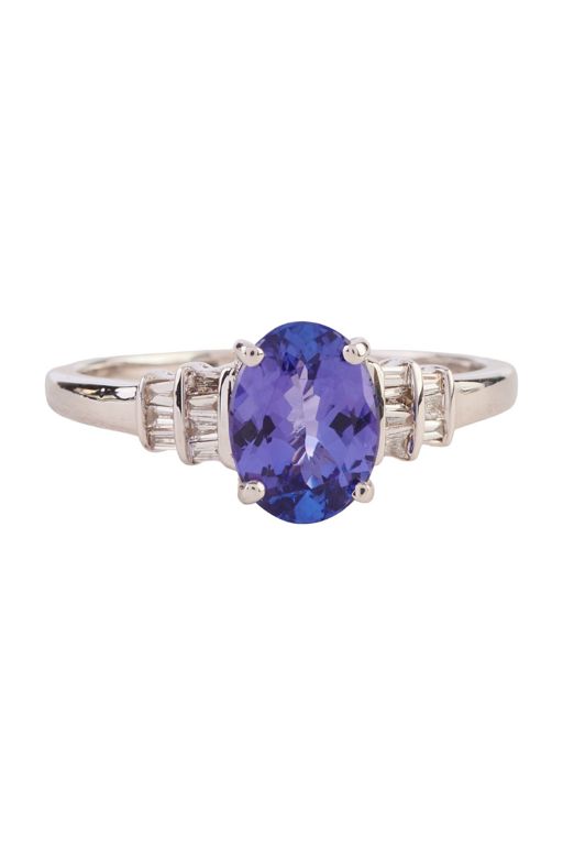 18k White Gold Tanzanite and Diamond Ring