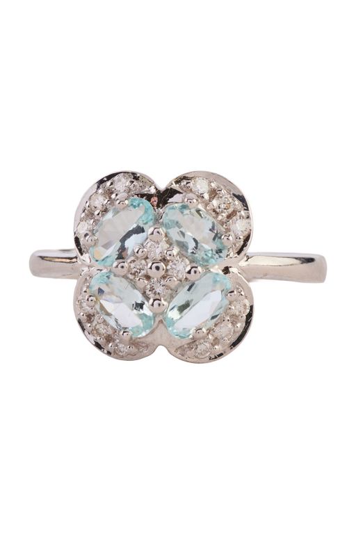 18k White Gold Aquamarine and Diamond Ring