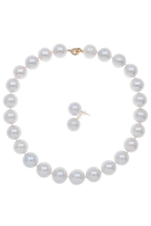 Gold Pearl and Diamond Jewelry Set