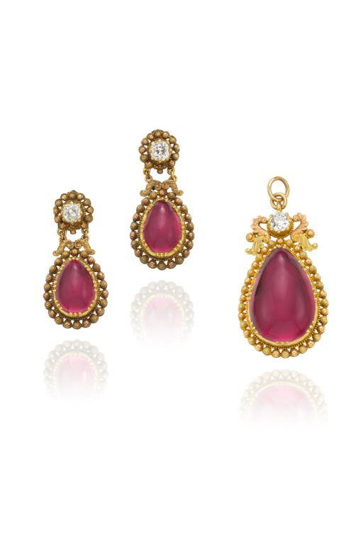 18k Gold Garnet and Diamond Jewelry Set