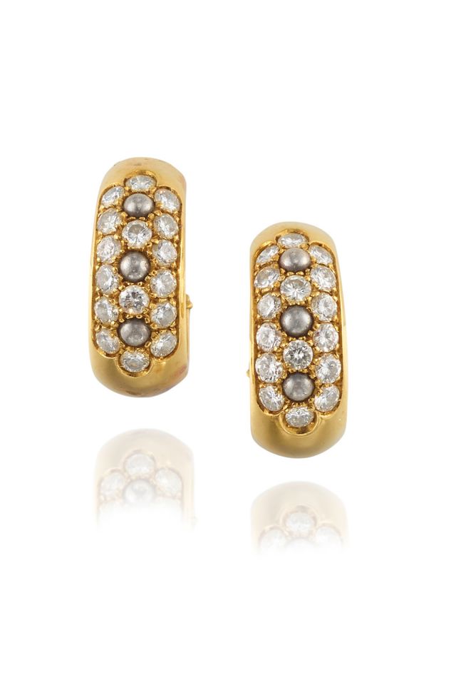 Pair of 18k Gold Diamond Earrings