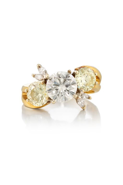 18k Gold Diamond Ring