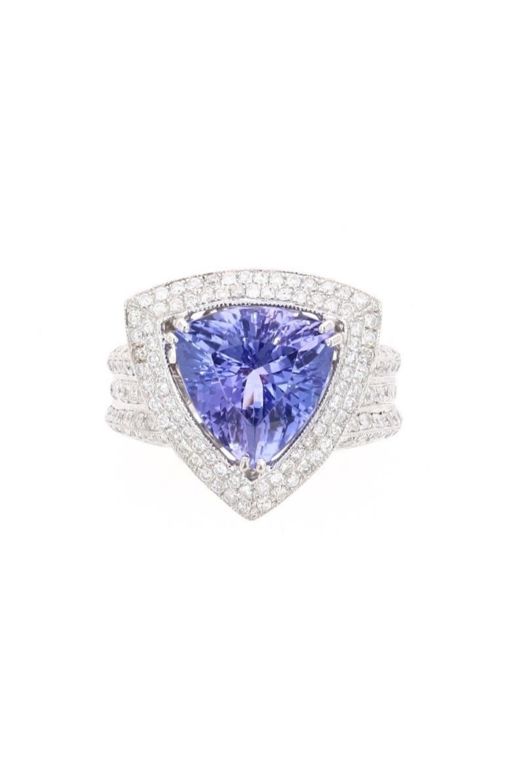 14k Gold Tanzanite and Diamond Ring