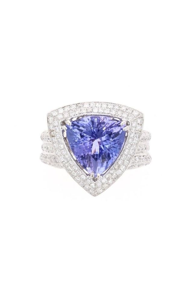 14k Gold Tanzanite and Diamond Ring