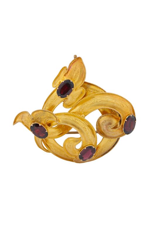 20k Yellow Gold Garnet Brooch