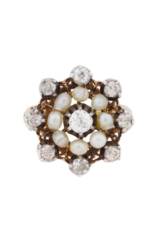 9k and 17k White Gold Diamond and Pearl Ring