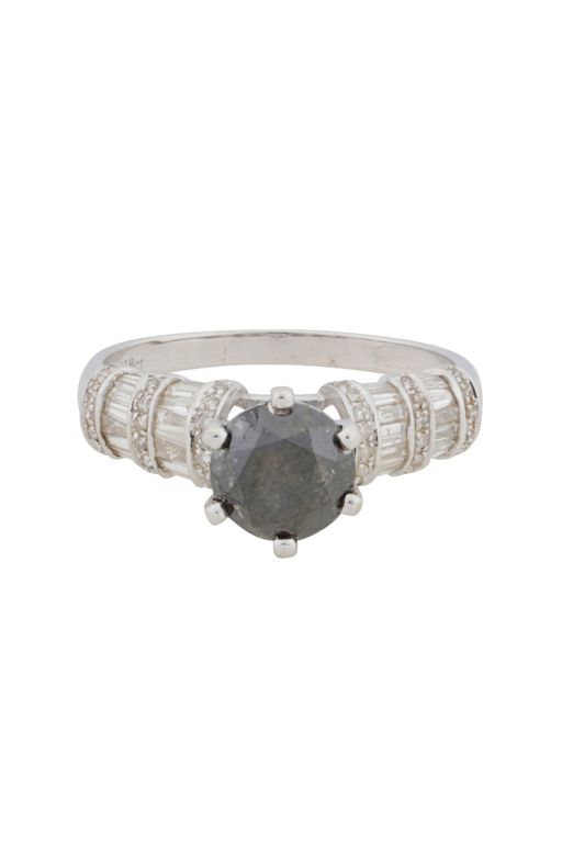18k White Gold Black and White Diamond Ring