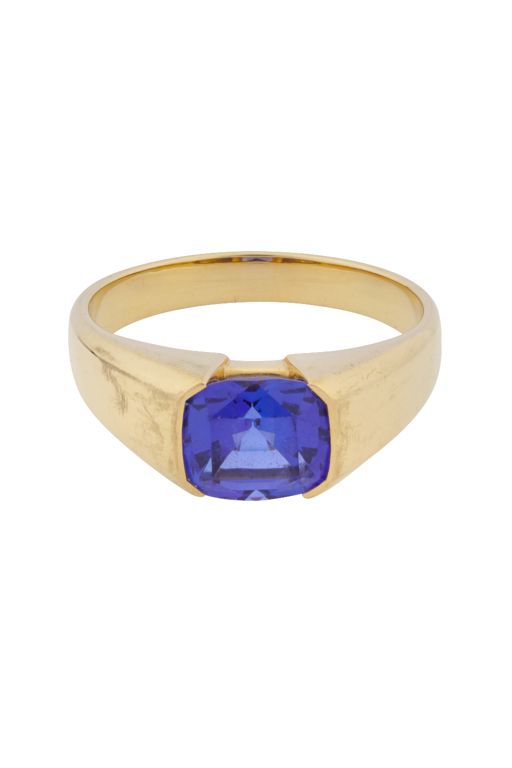 18k Yellow Gold Tanzanite Ring