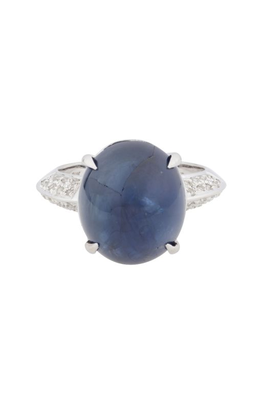 18k White Gold Sapphire and Diamond Ring