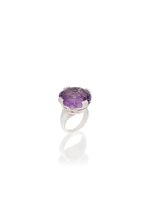 18k Gold Amethyst and Diamond Ring