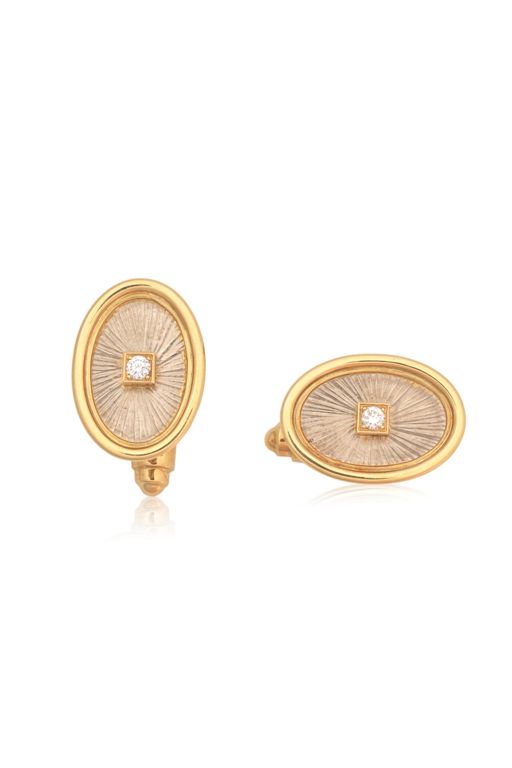 Pair of 18k Gold Diamond Cufflinks