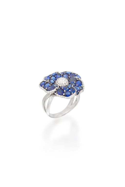 18k Gold Sapphire and Diamond Ring