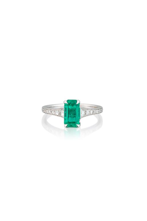 18k Gold Emerald and Diamond Ring