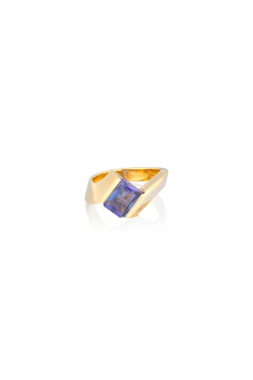 17k Gold Tanzanite Ring