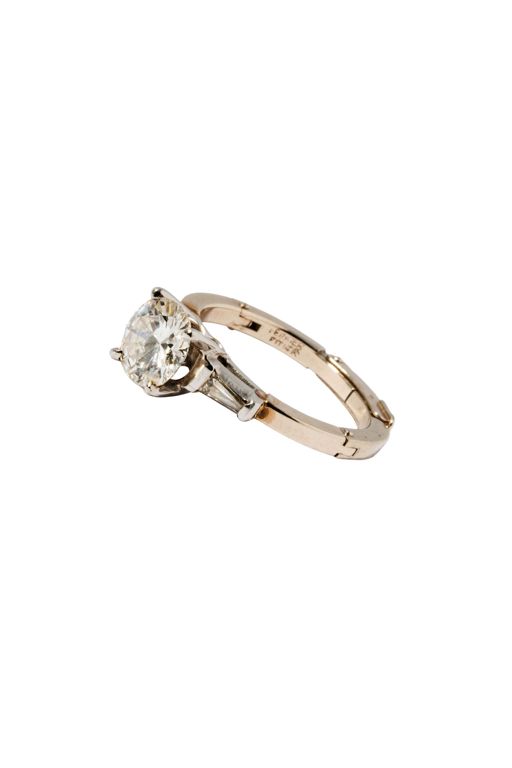 14k White Gold Diamond Ring