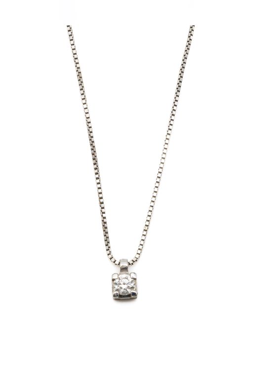 18k White Gold Diamond Pendant Necklace