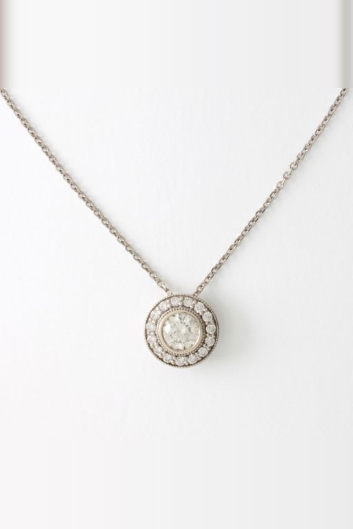 14k White Gold Diamond Pendant Necklace