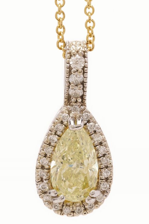 14k Yellow Gold Diamond Pendant Necklace