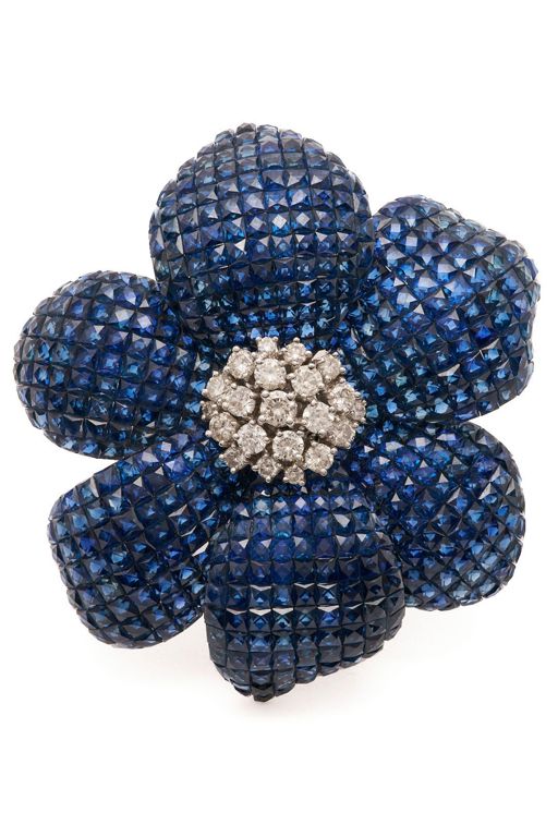 18k White Gold Sapphire and Diamond Floral Brooch