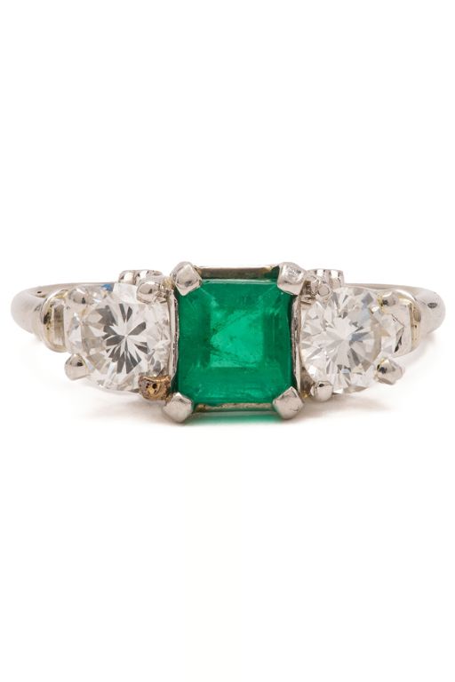 18k White Gold Emerald and Diamond Ring