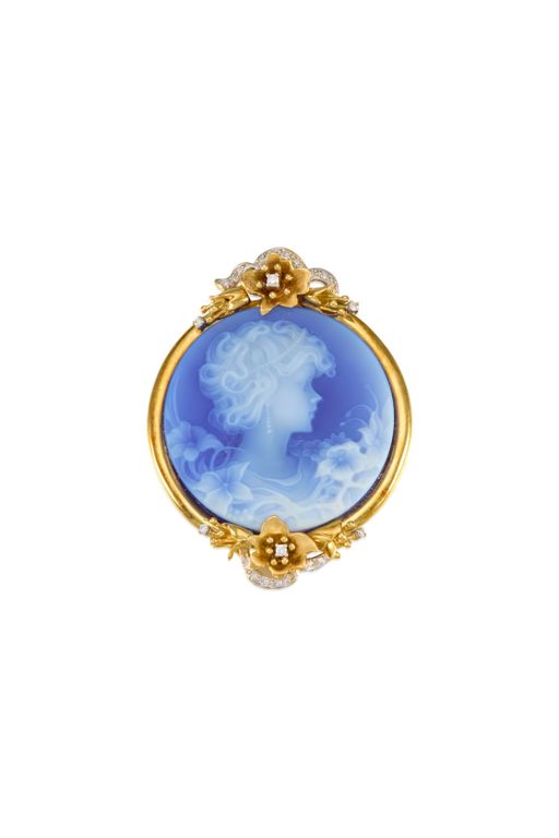 18k Gold Chalcedony and Diamond Pendant Brooch