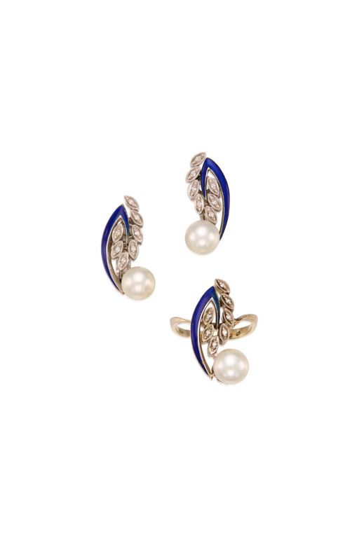18k Gold Pearl and Diamond Jewelry Set