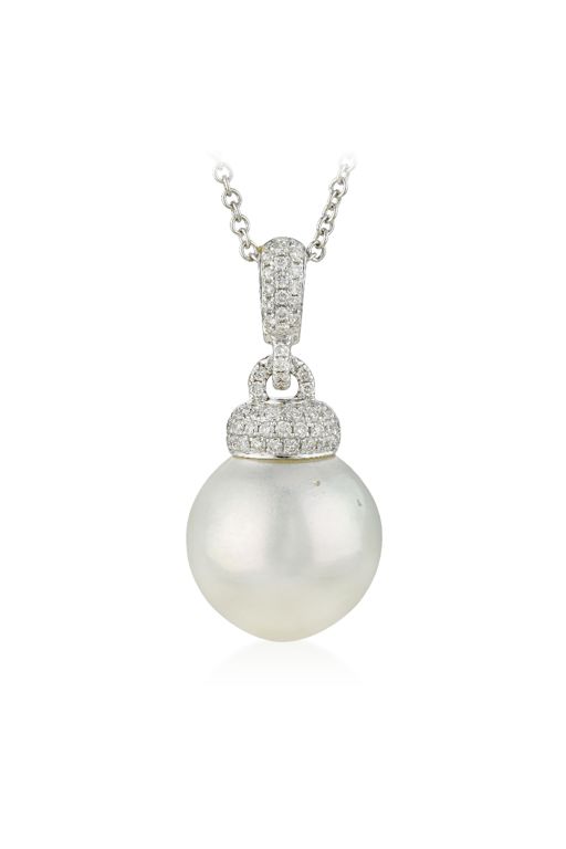 18k Gold Pearl and Diamond Pendant Necklace