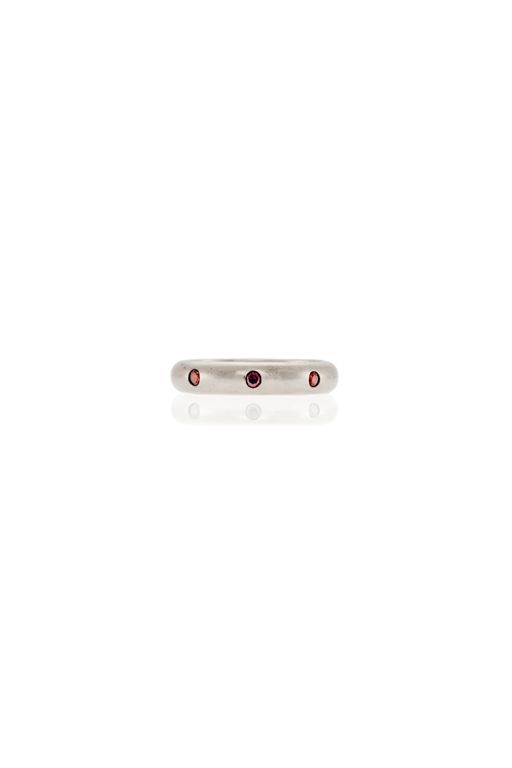 18k Gold Diamond Band Ring