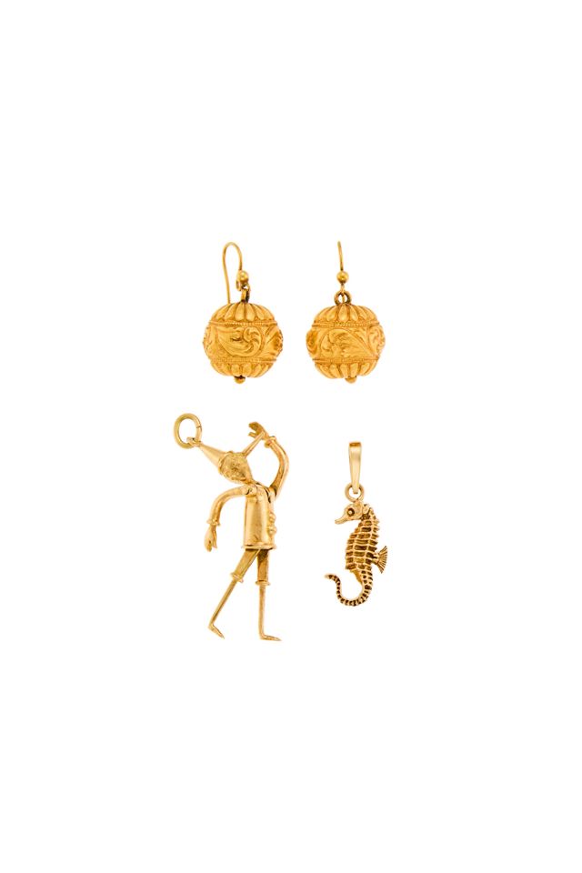 Gold Glass Pendant and Earrings