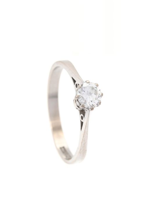 18k Gold Diamond Solitaire Ring