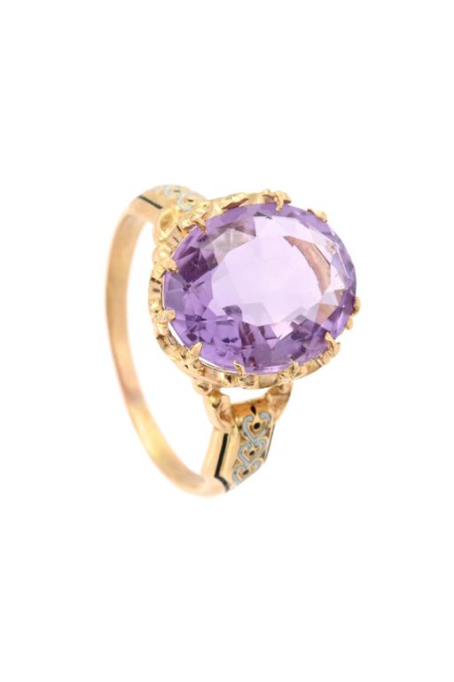 18k Gold Amethyst Ring