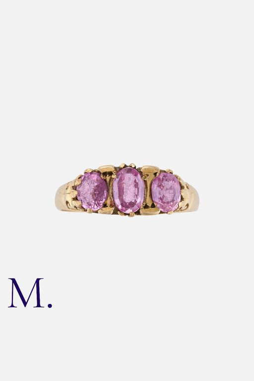 18k Yellow Gold Sapphire Ring