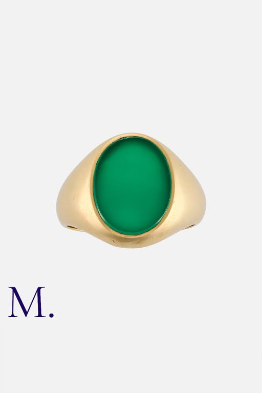 18k Yellow Gold Chrysoprase Signet Ring